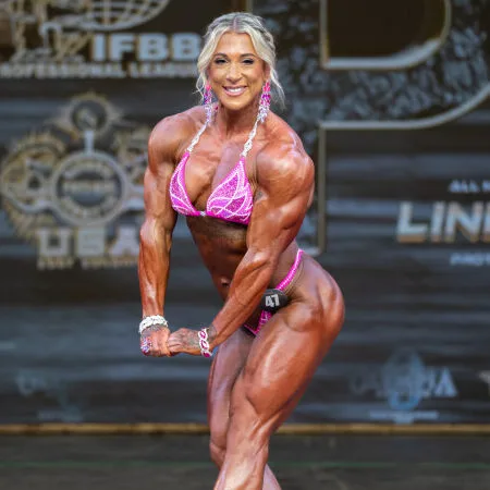 Nicole Lareau